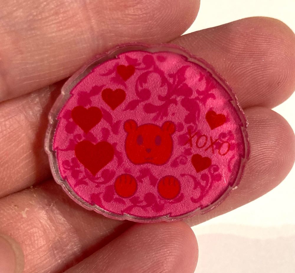 *  pin collectible - Main Image 2