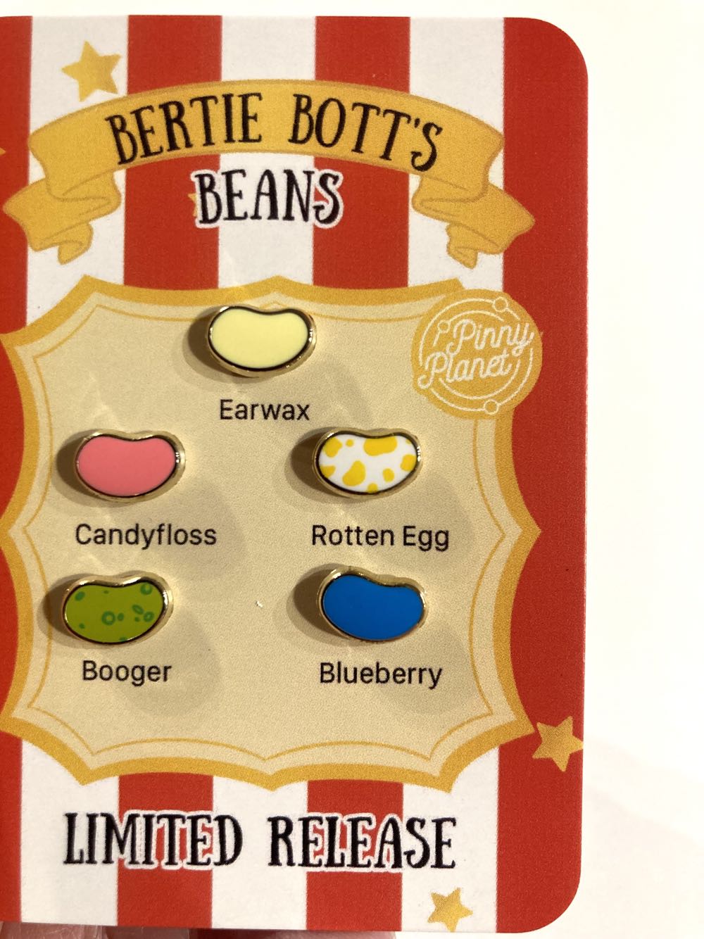 *  pin collectible - Main Image 2