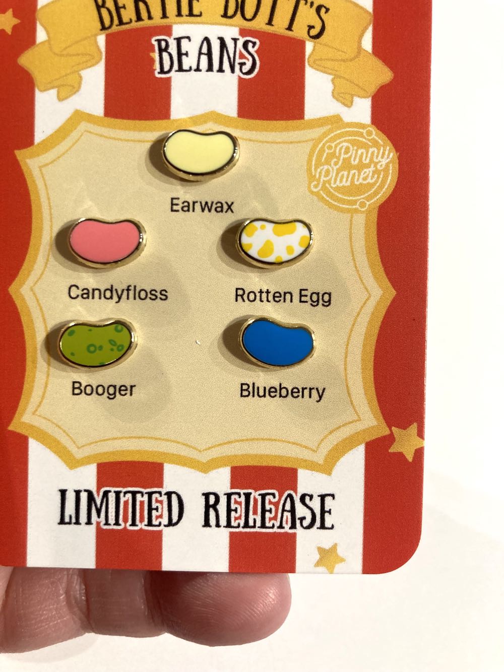 *  pin collectible - Main Image 2