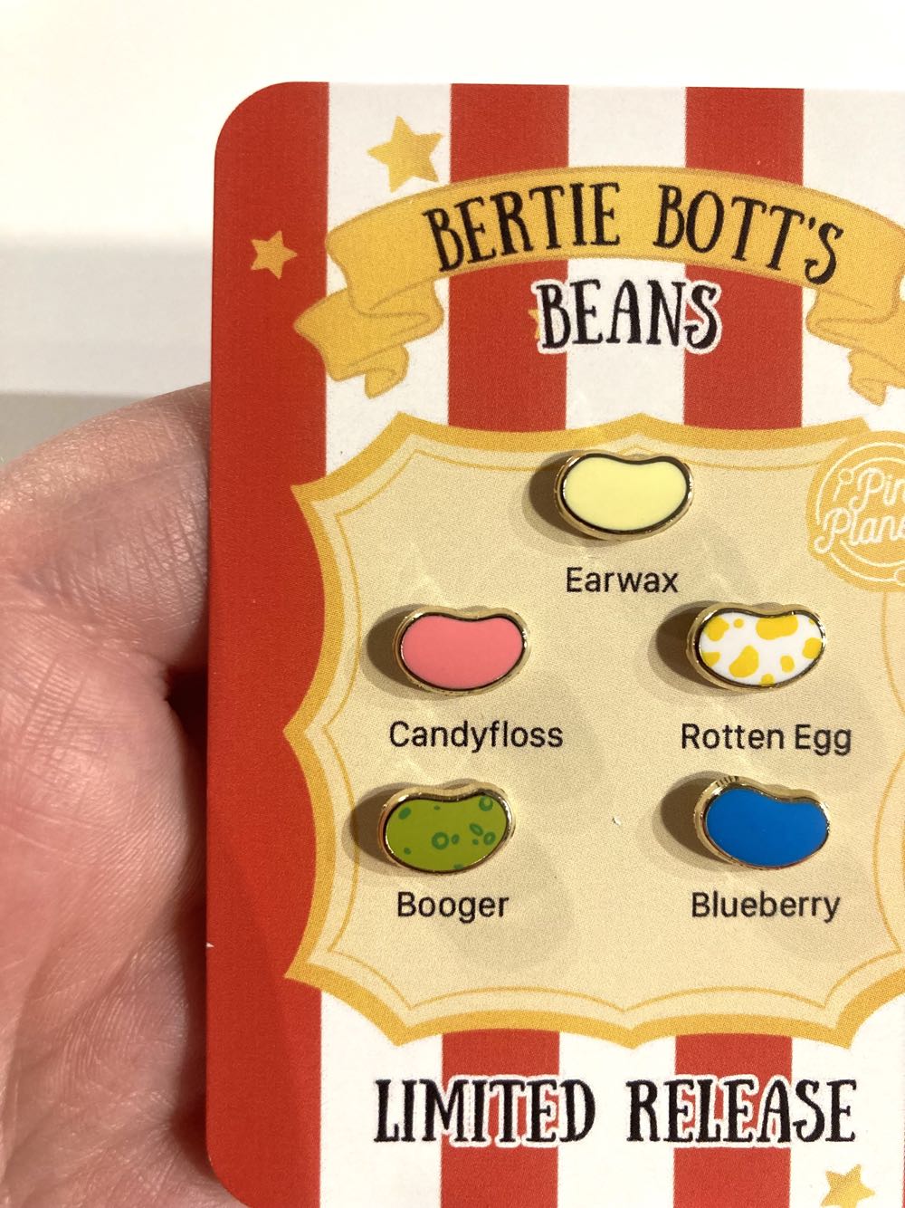 *  pin collectible - Main Image 2