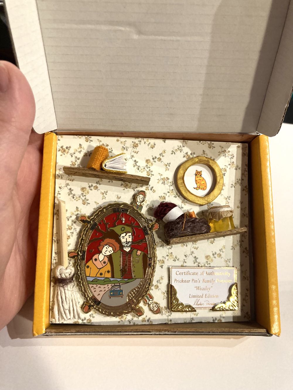 *  pin collectible - Main Image 2