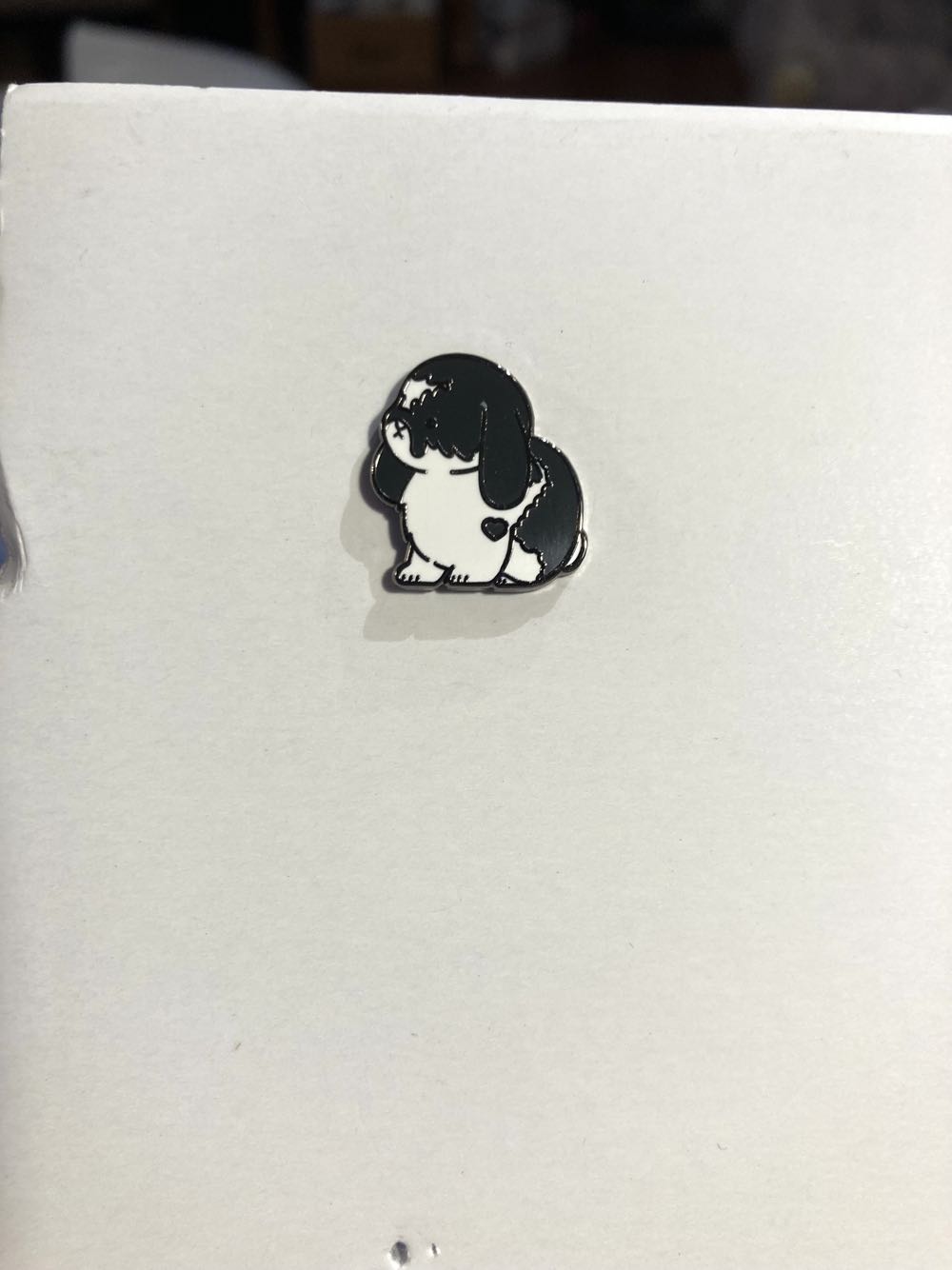 *  pin collectible - Main Image 2