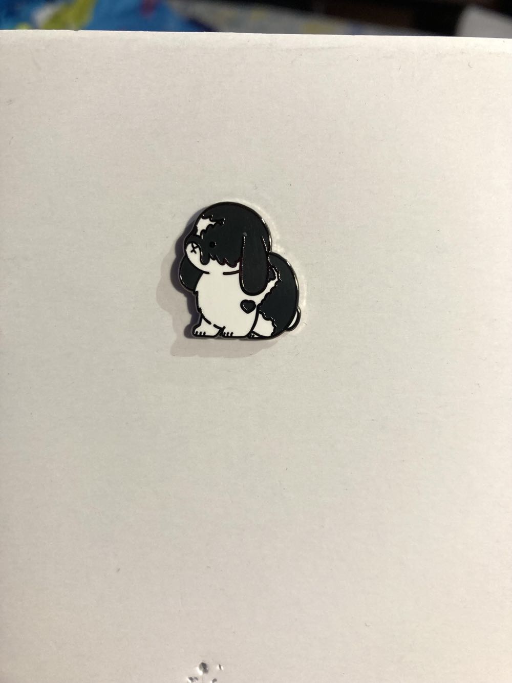 *  pin collectible - Main Image 3