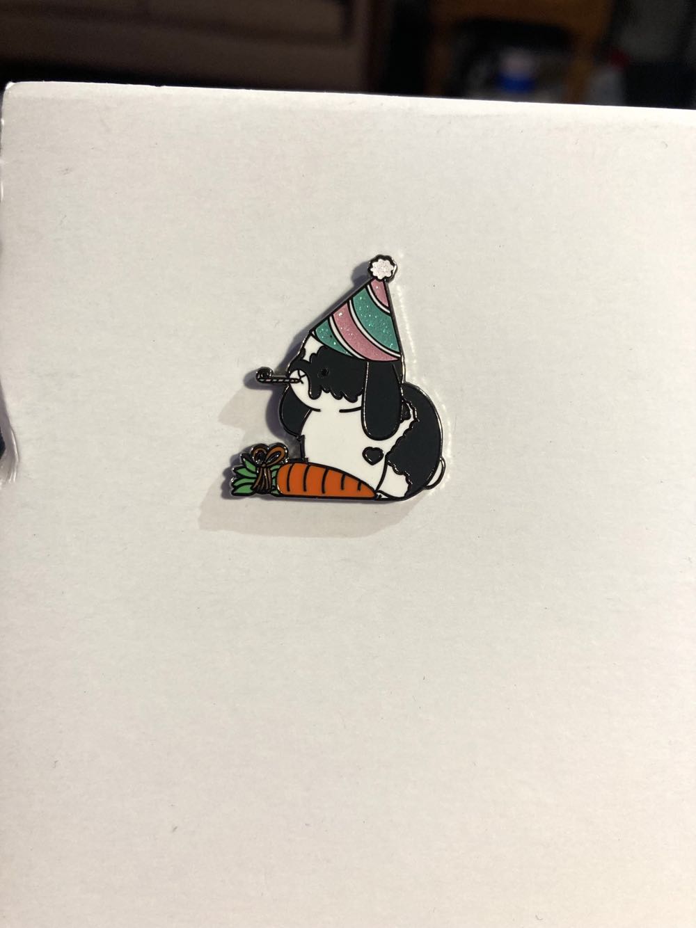 *  pin collectible - Main Image 2