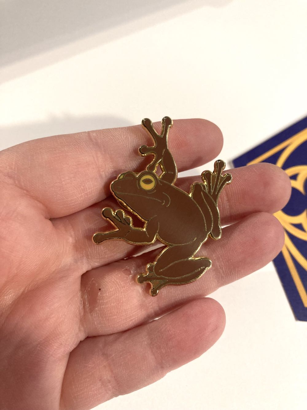 *  pin collectible - Main Image 2