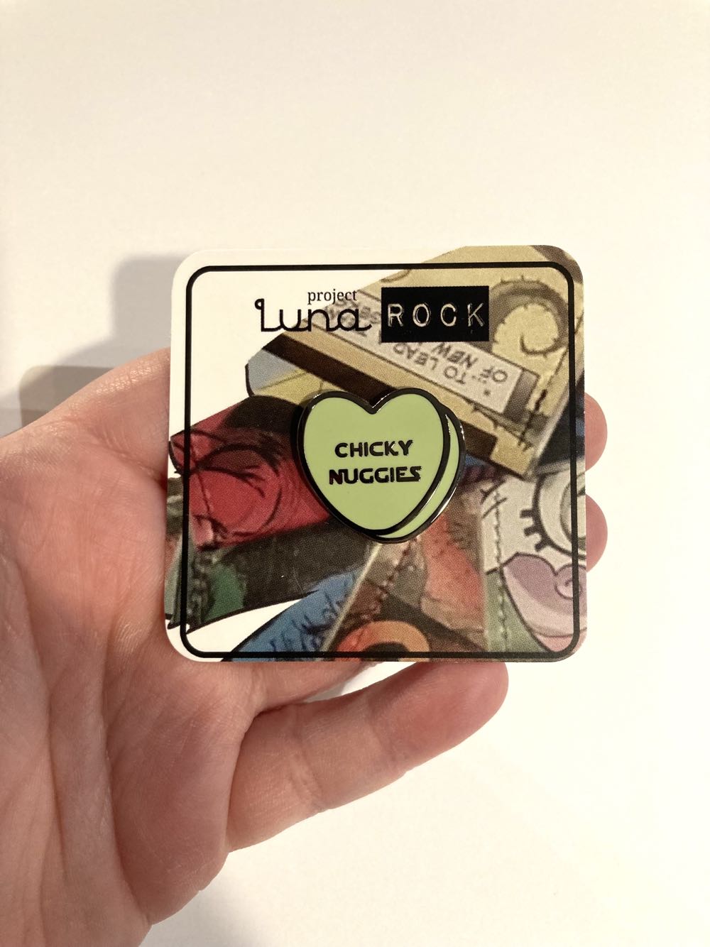 *  pin collectible - Main Image 2