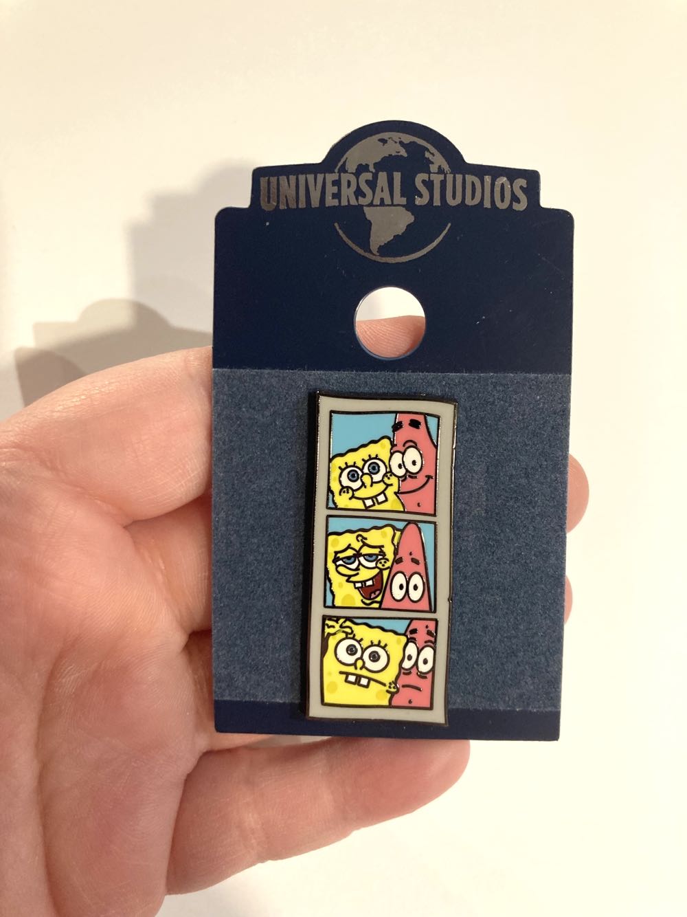 *  pin collectible - Main Image 2