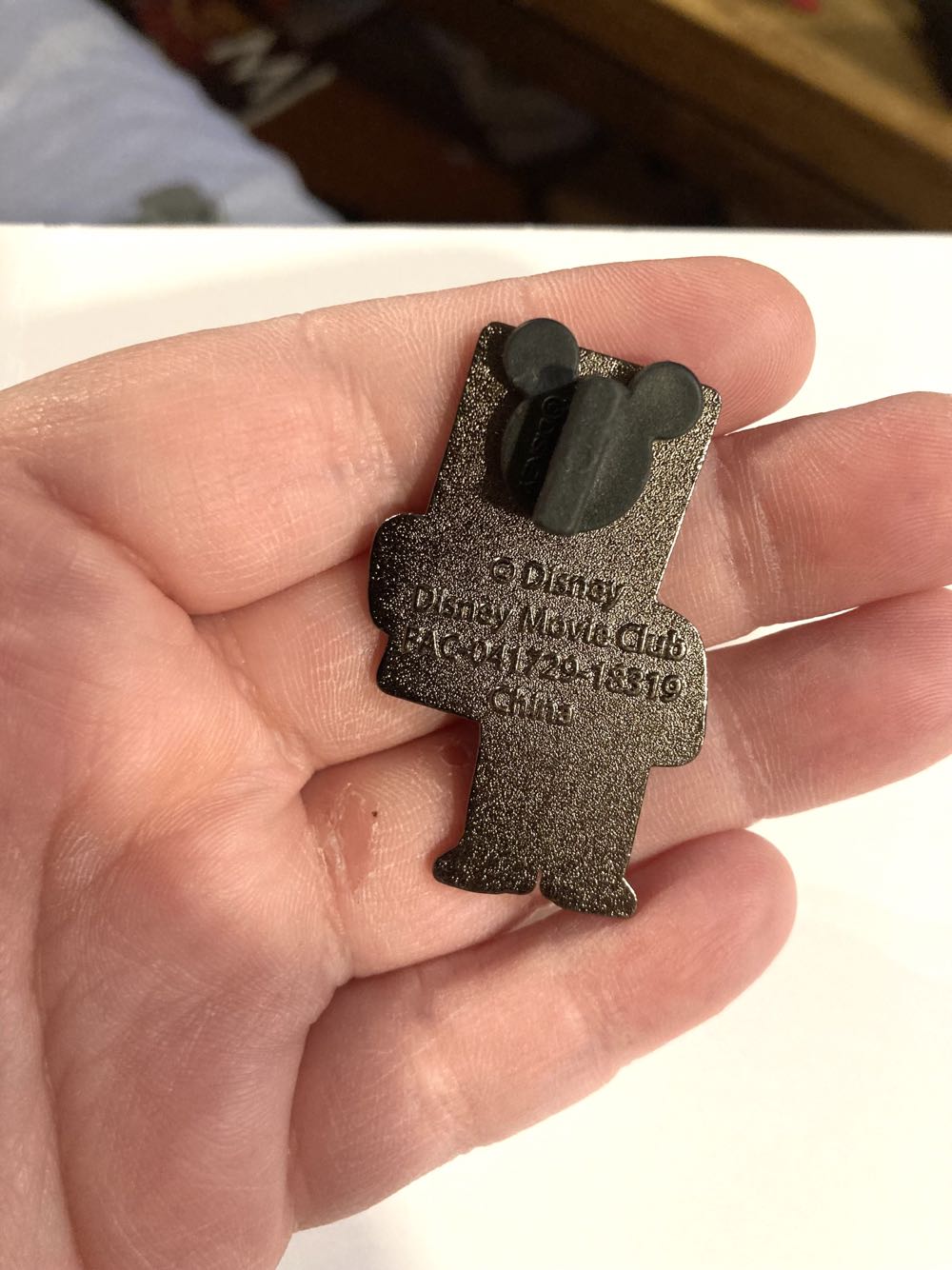 *  pin collectible - Main Image 3