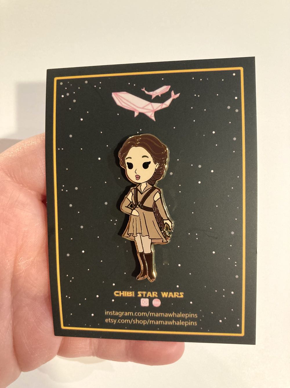 *  pin collectible - Main Image 3