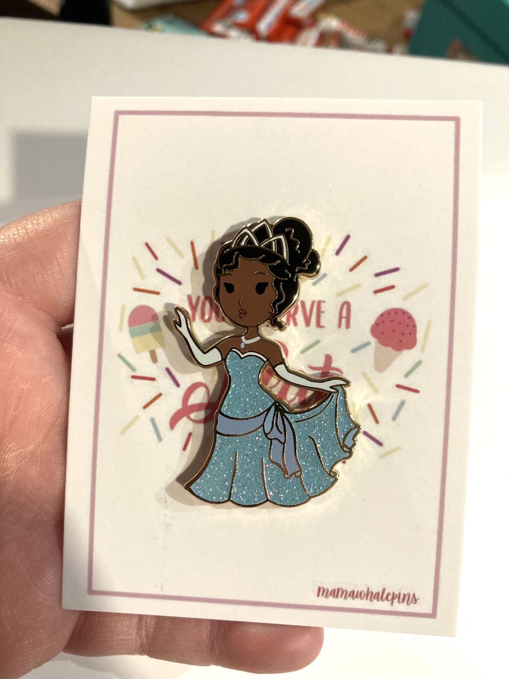 *  pin collectible - Main Image 2