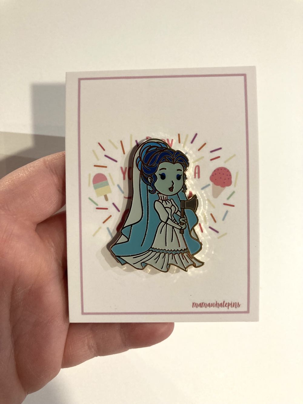 *  pin collectible - Main Image 2