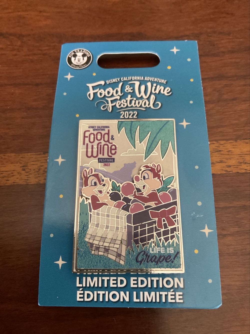 Food And Wine 2022  pin collectible [Barcode 400946015883] - Main Image 1