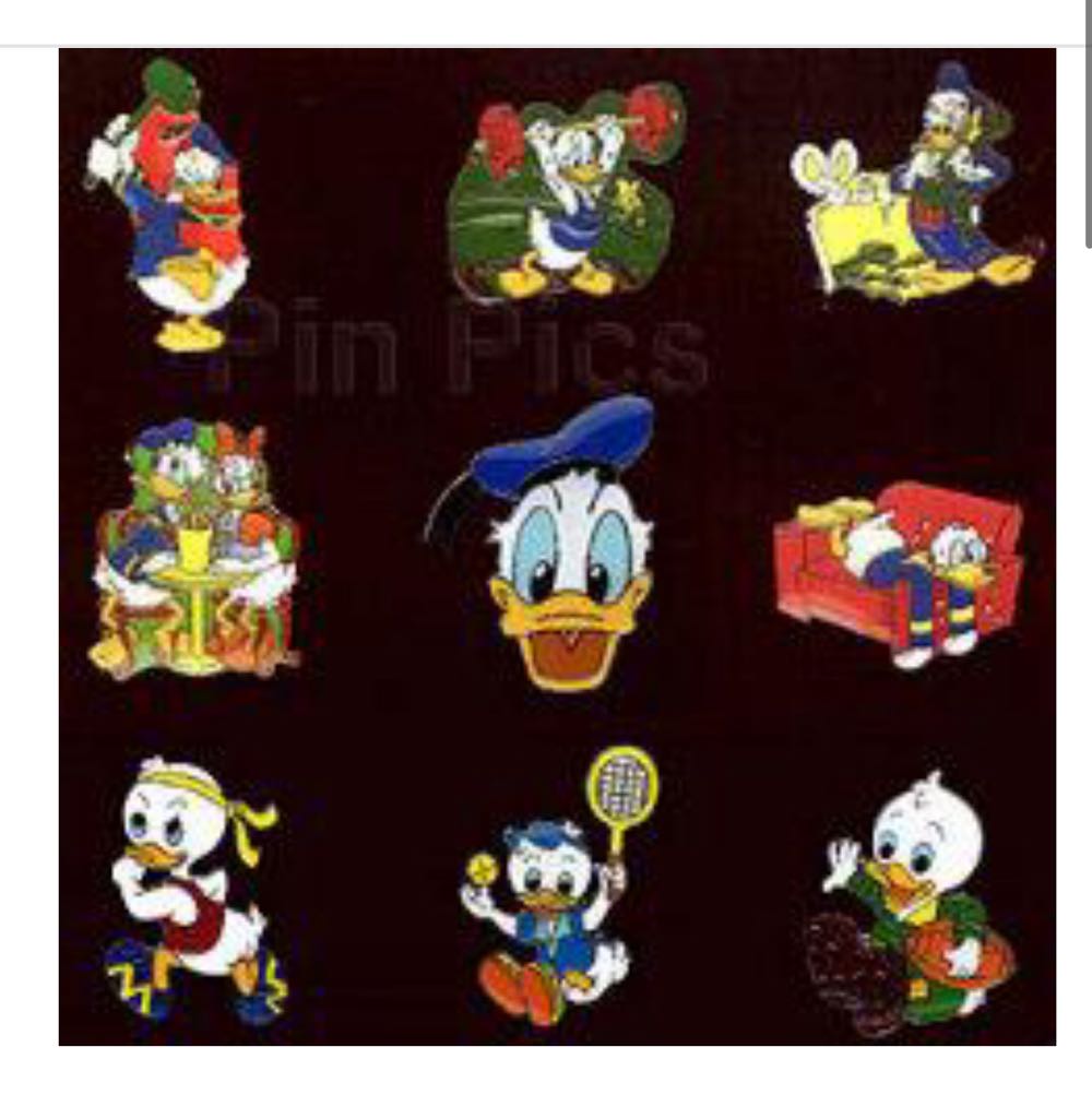 Disney: Donald: Couch  pin collectible - Main Image 2
