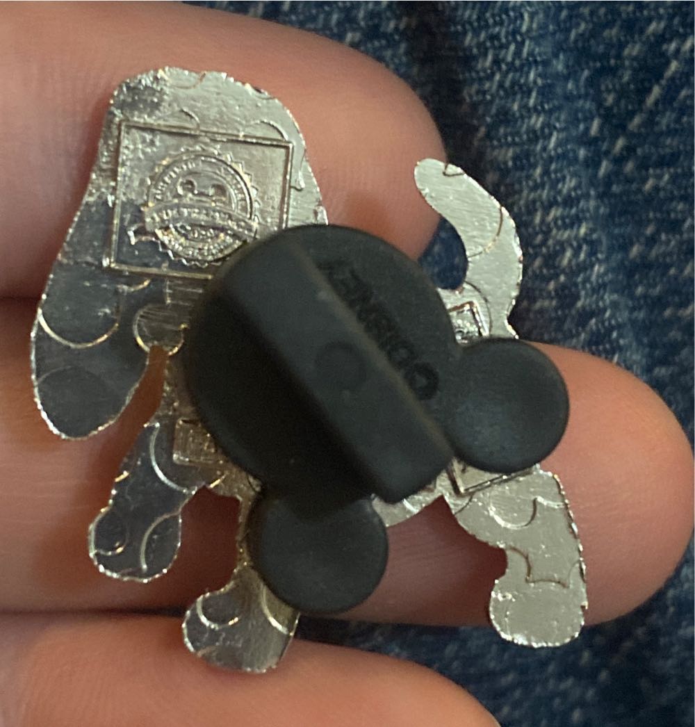 Copper - The Fox and the Hound - Disney Pin Trading - Purchased pin collectible - Main Image 3