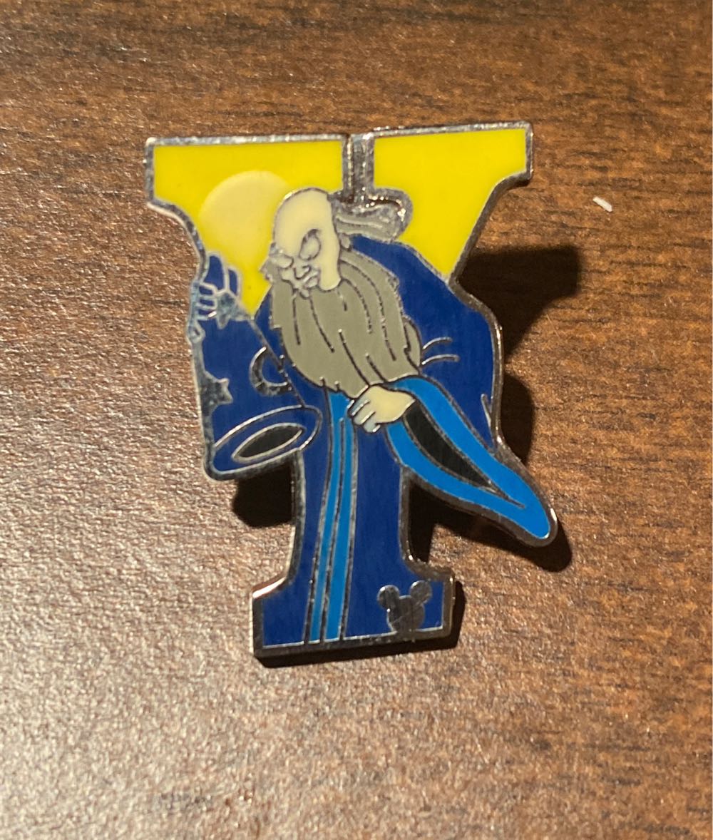 Flower “Themed Portraits” Series - FANTASY (MadameCatsPurr) Limited Edition Disney Pin