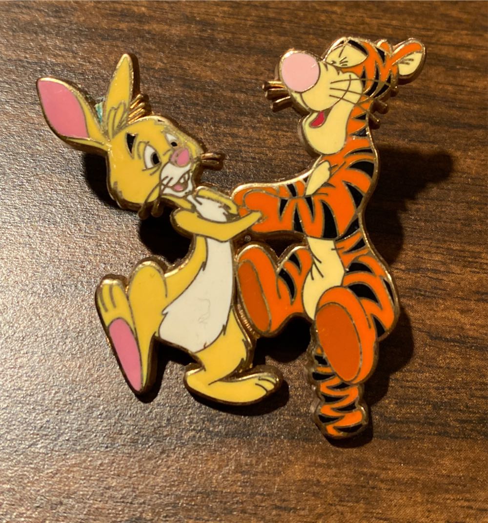 2012 Hidden Mickey Compass Collection Simba