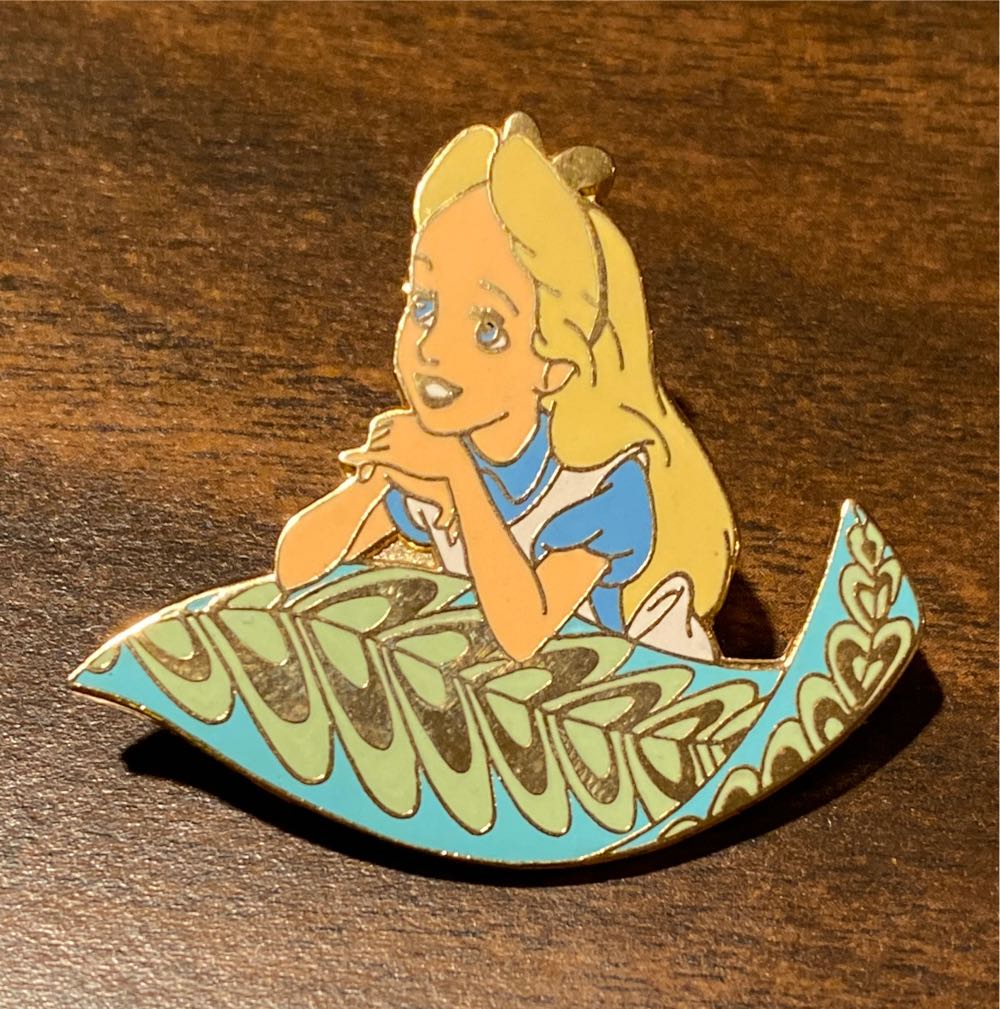 Khan Mulan Red Rectangle