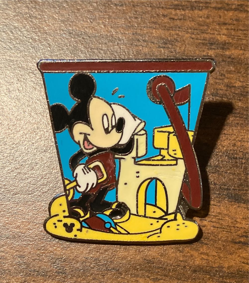 10 Years Of Pin Trading Ludwig Von Drake Zehn