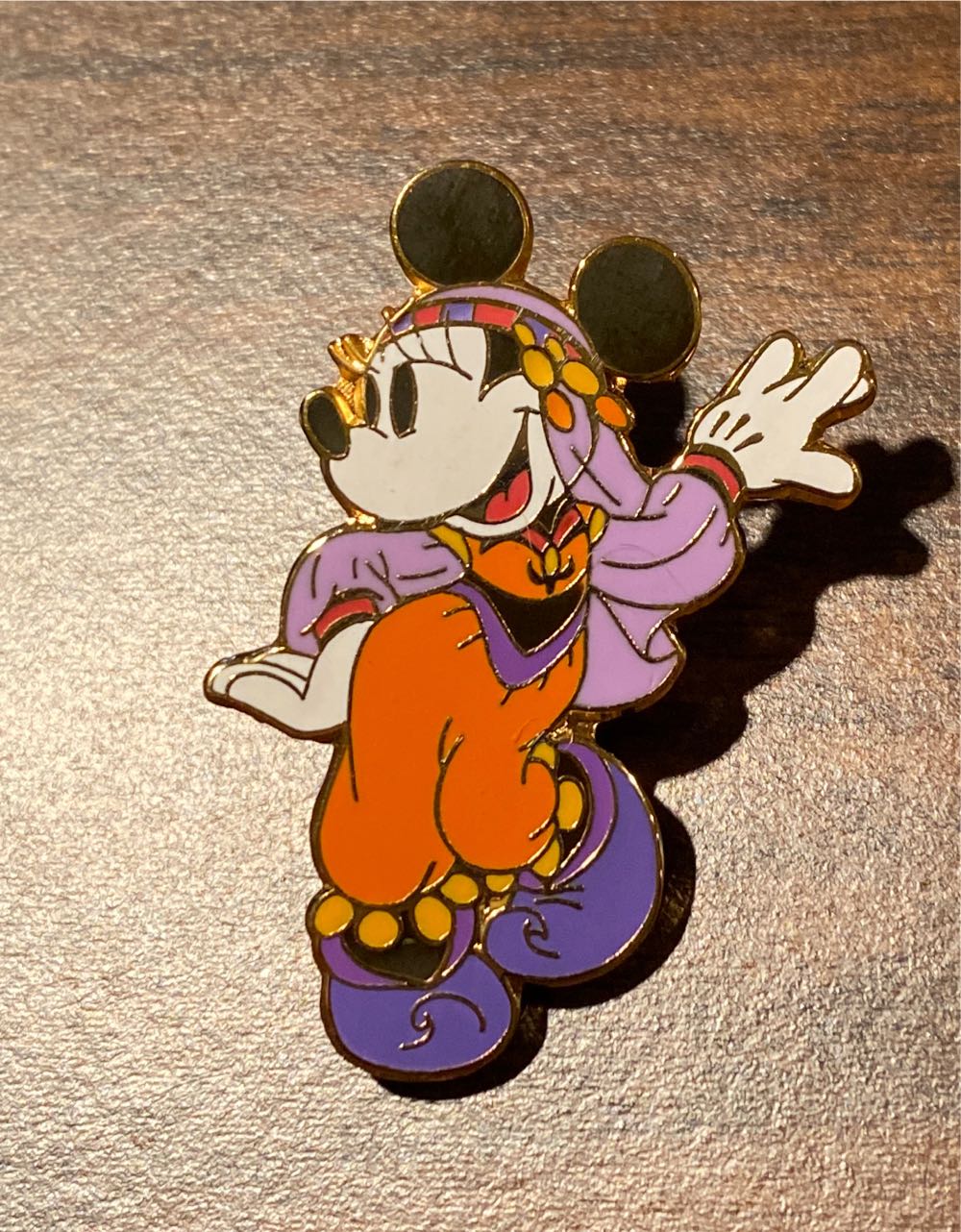 Belly Dancer Minnie Mouse  pin collectible - Main Image 1