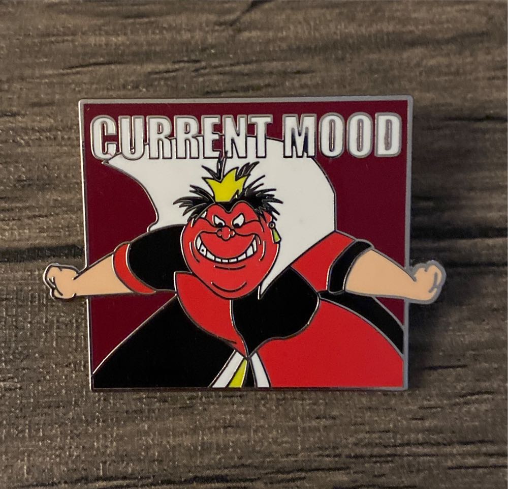 Disney: Daisy: Hang Gilding