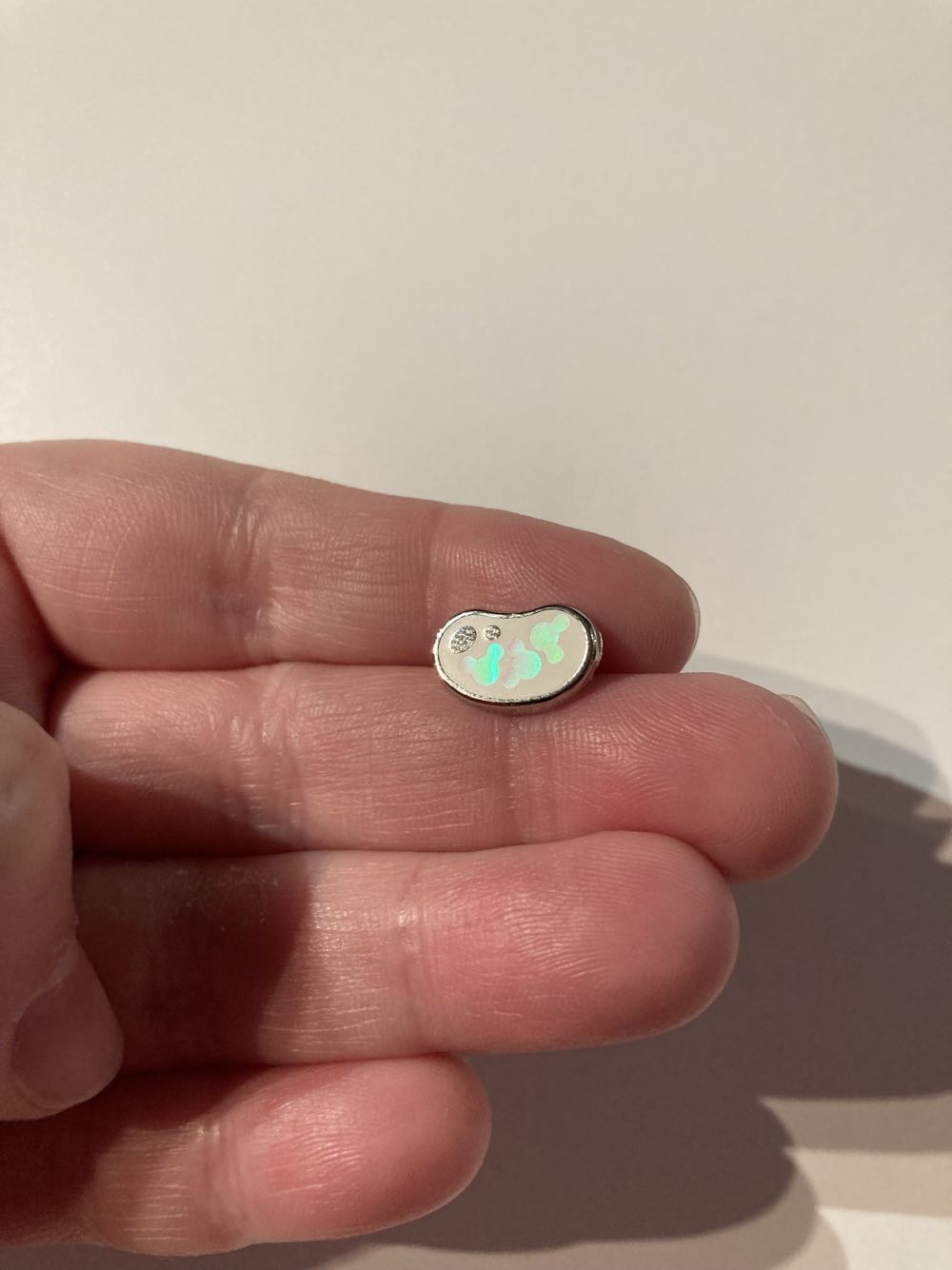 *  pin collectible - Main Image 3