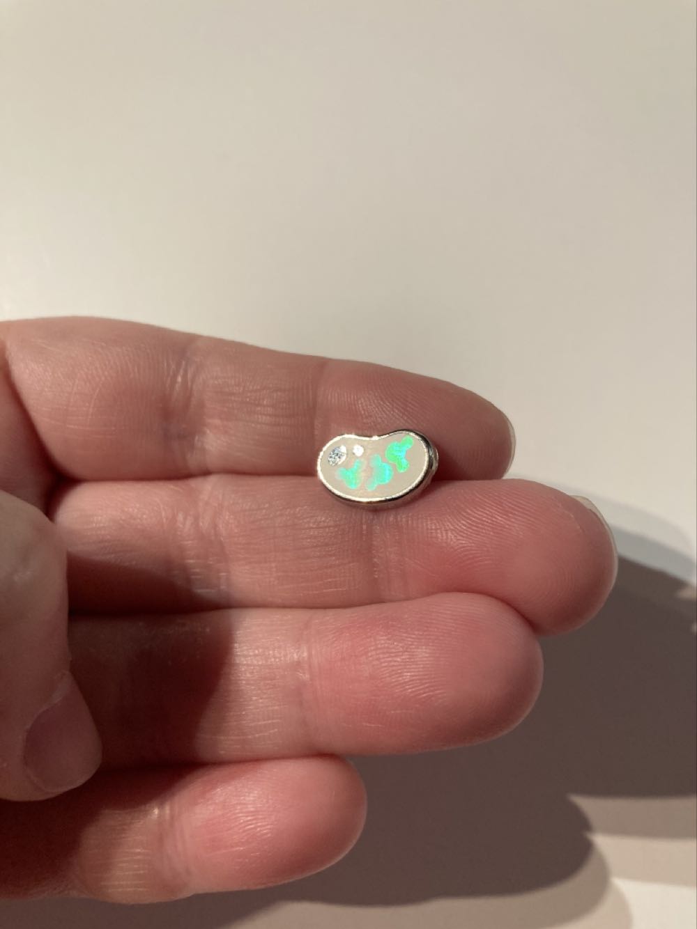 *  pin collectible - Main Image 4