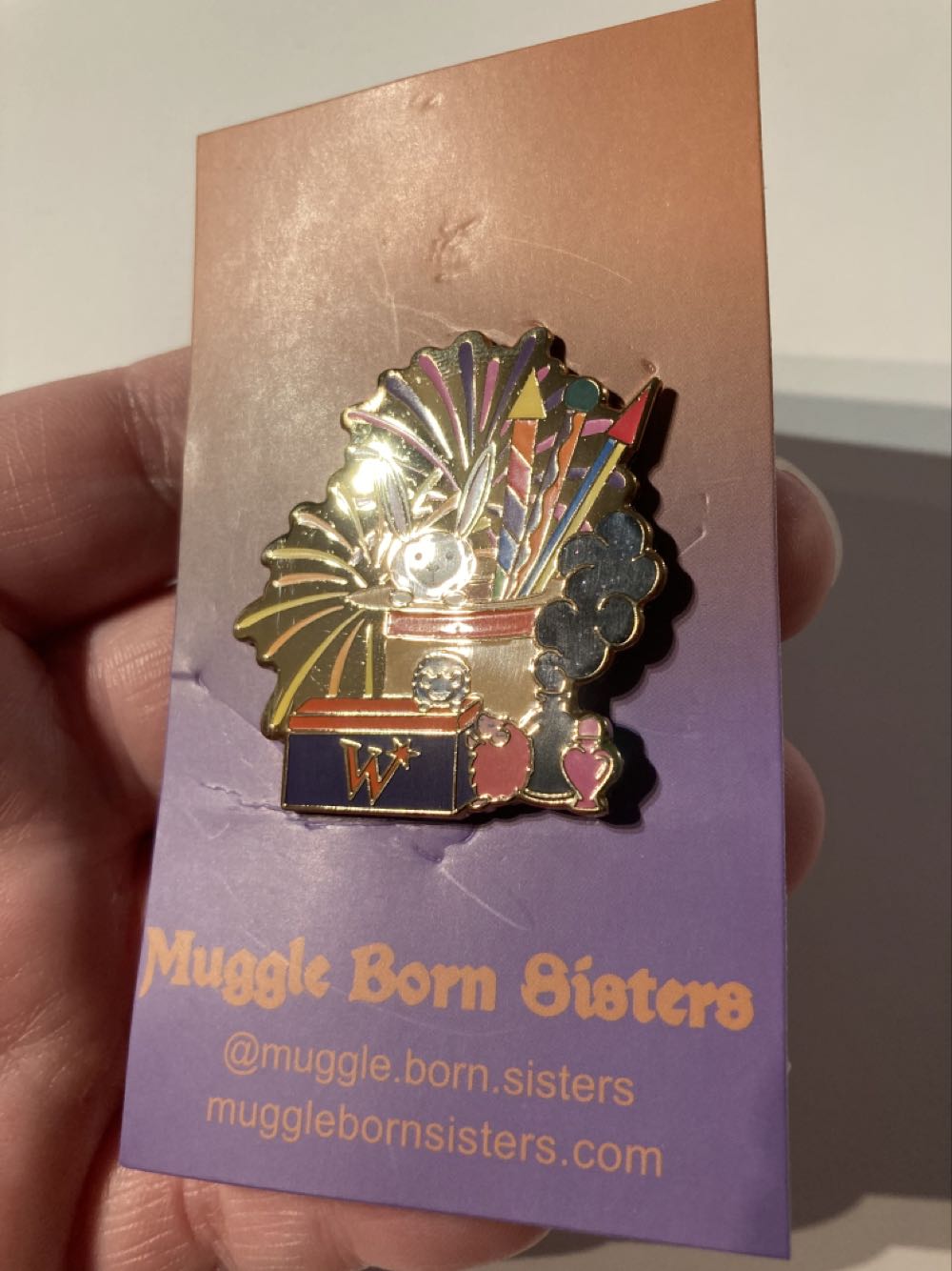 * Fireworks  pin collectible - Main Image 4