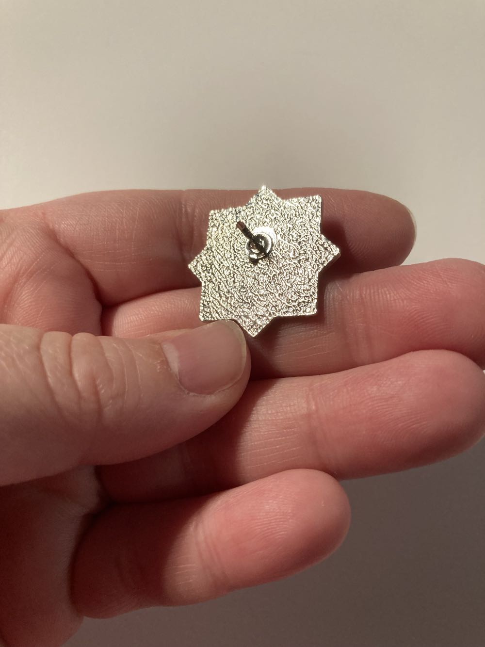 *  pin collectible - Main Image 4