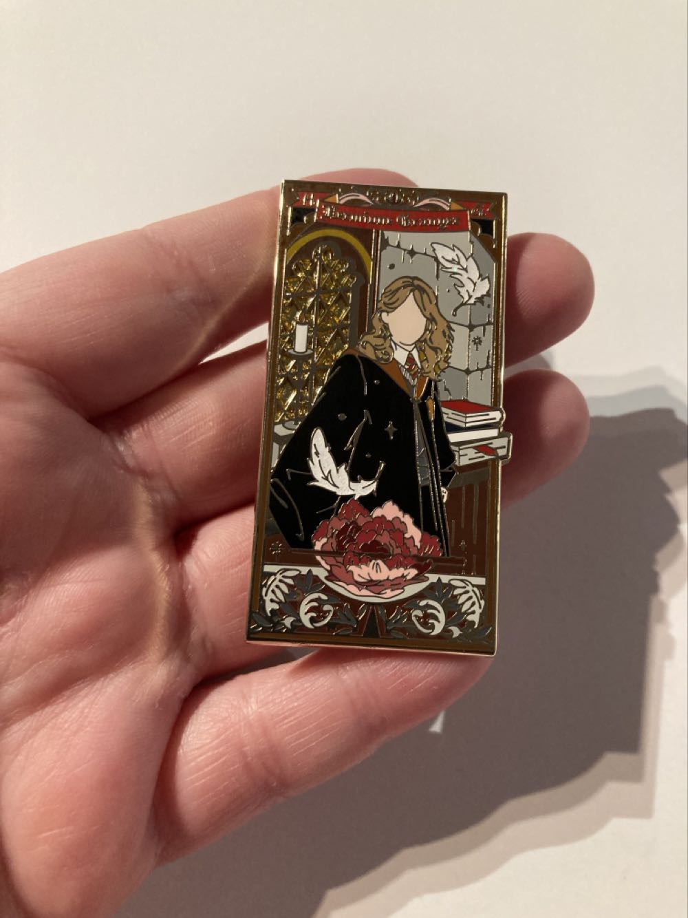 *  pin collectible - Main Image 3