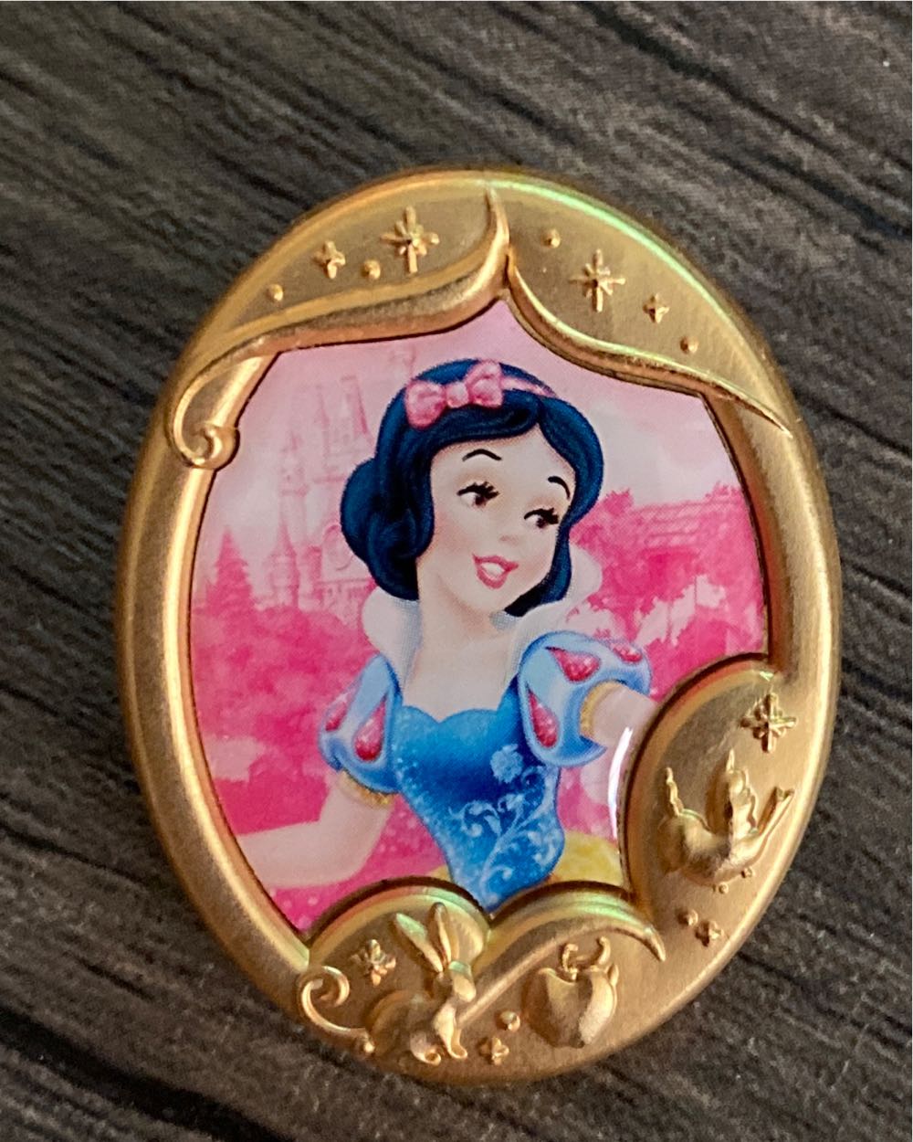 Flower Cut Out Sitting Tall