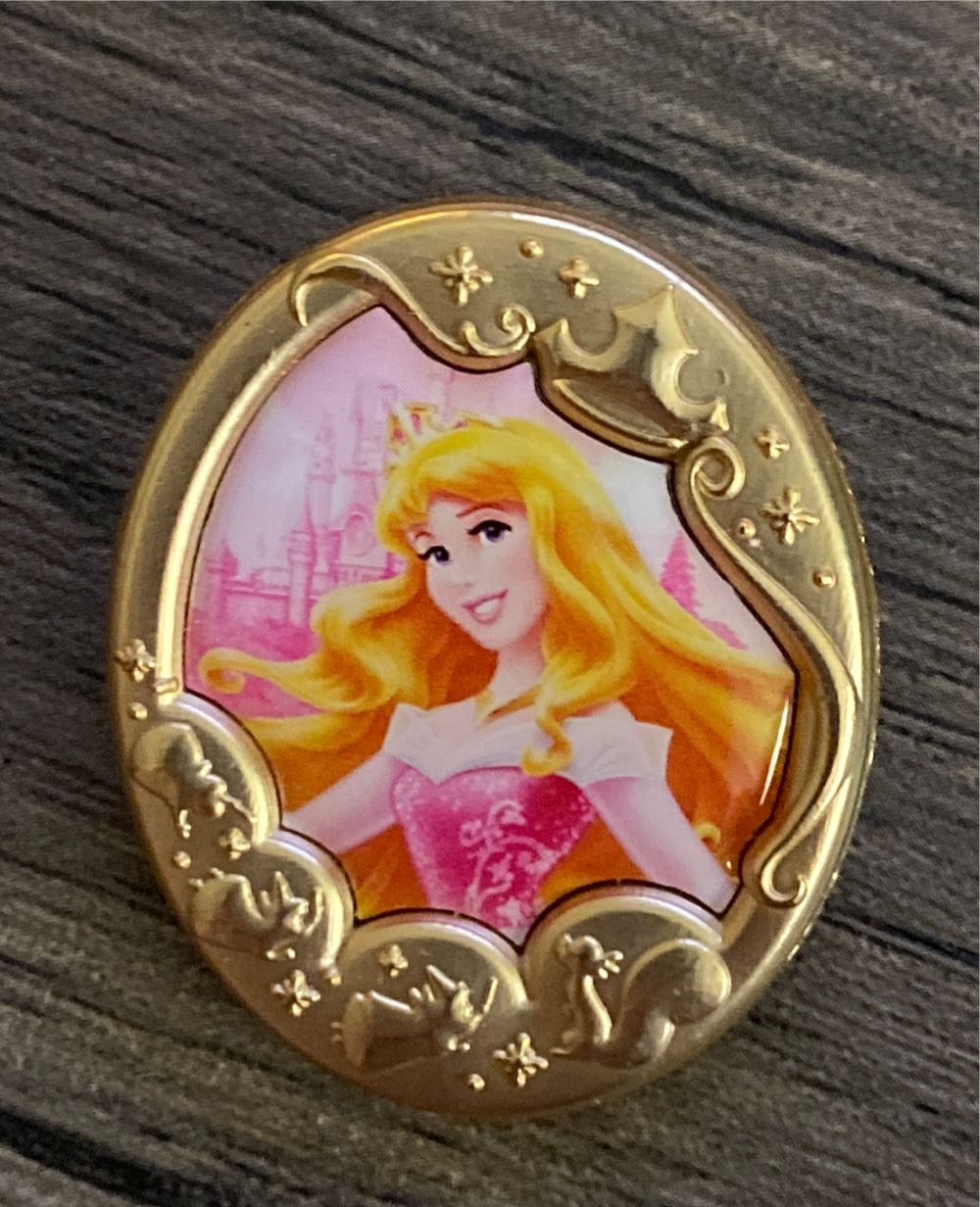 Tweedledee Set Of Two