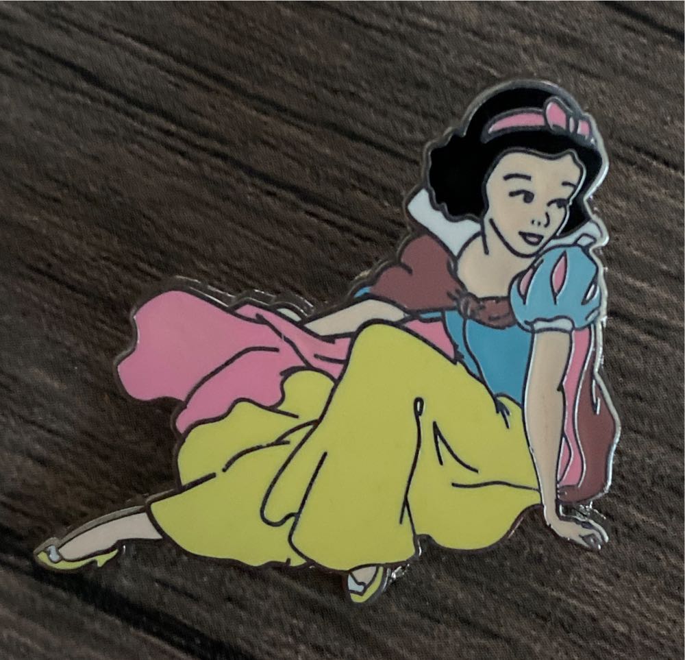 2012 Hidden Mickey Compass Collection Simba