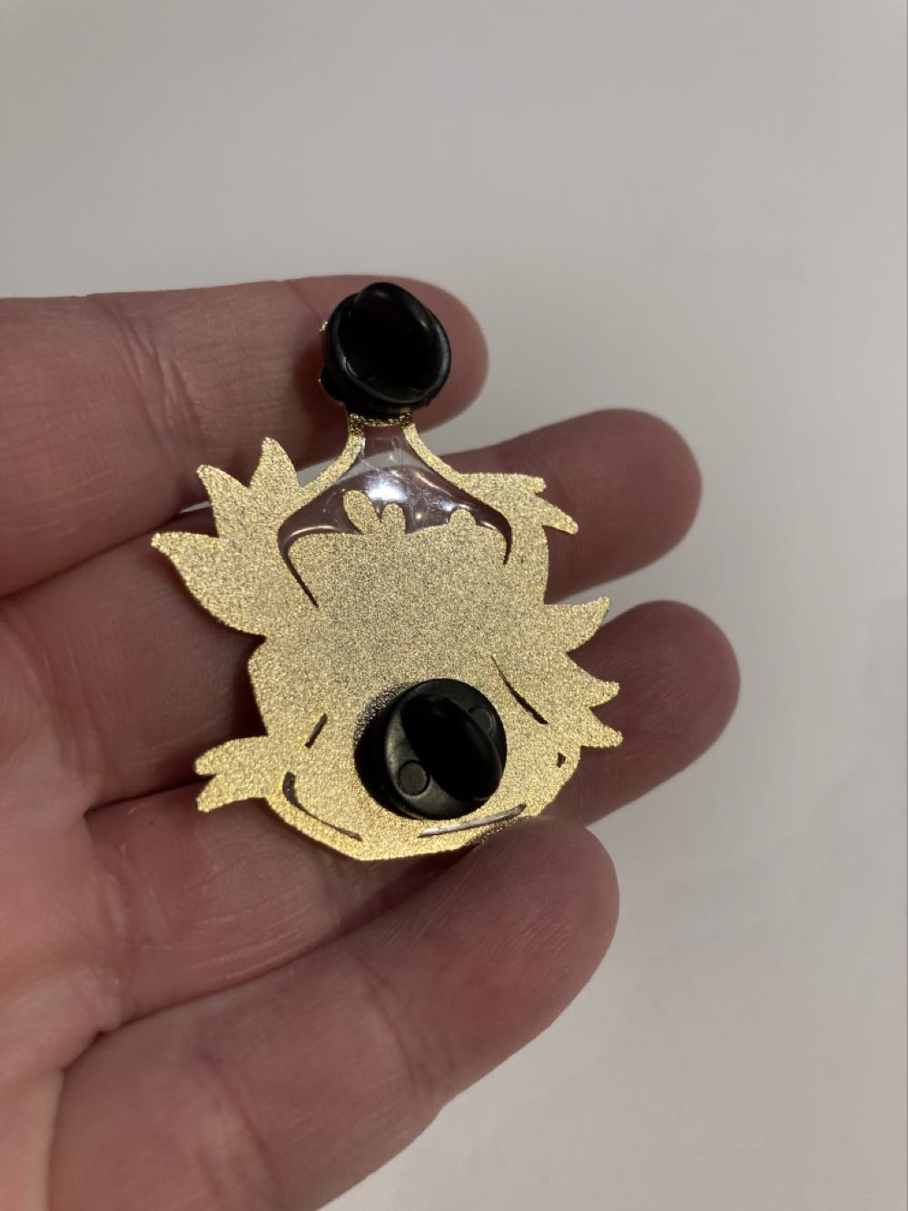 *  pin collectible - Main Image 2