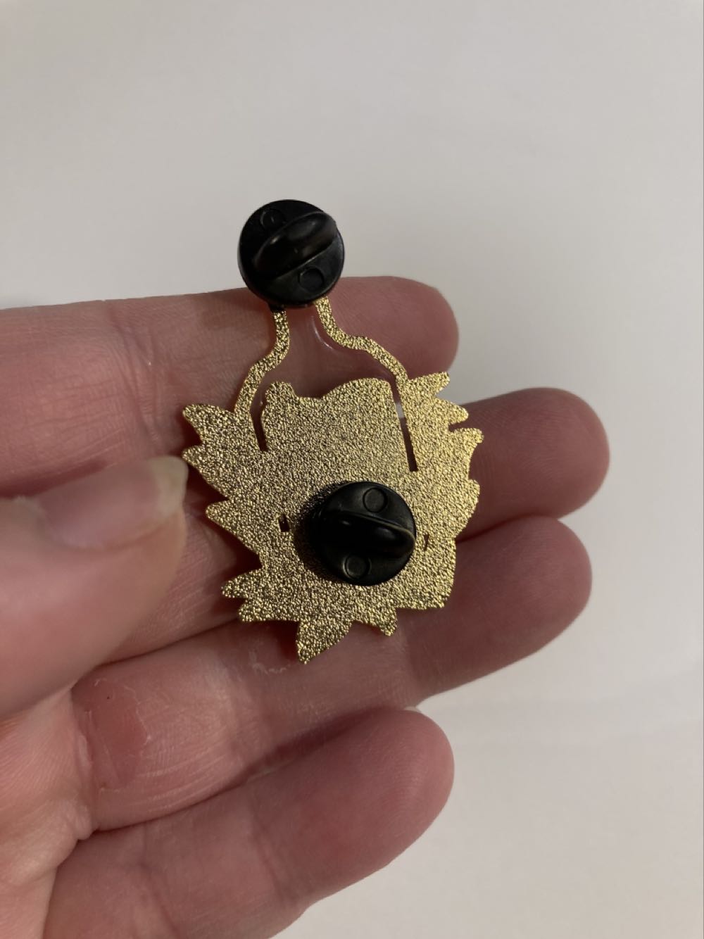 *  pin collectible - Main Image 2