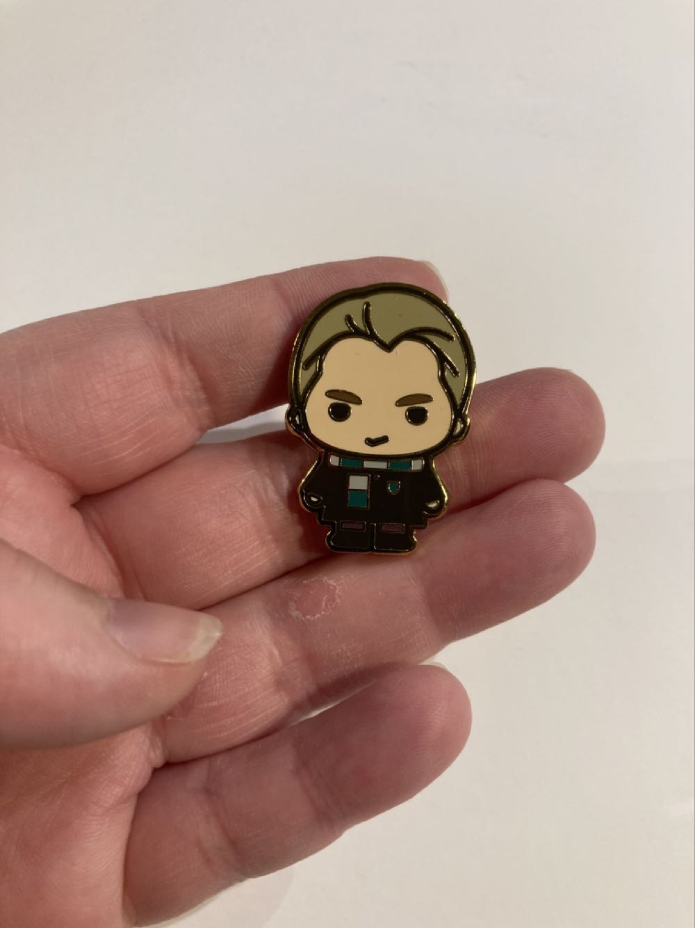 *  pin collectible - Main Image 2