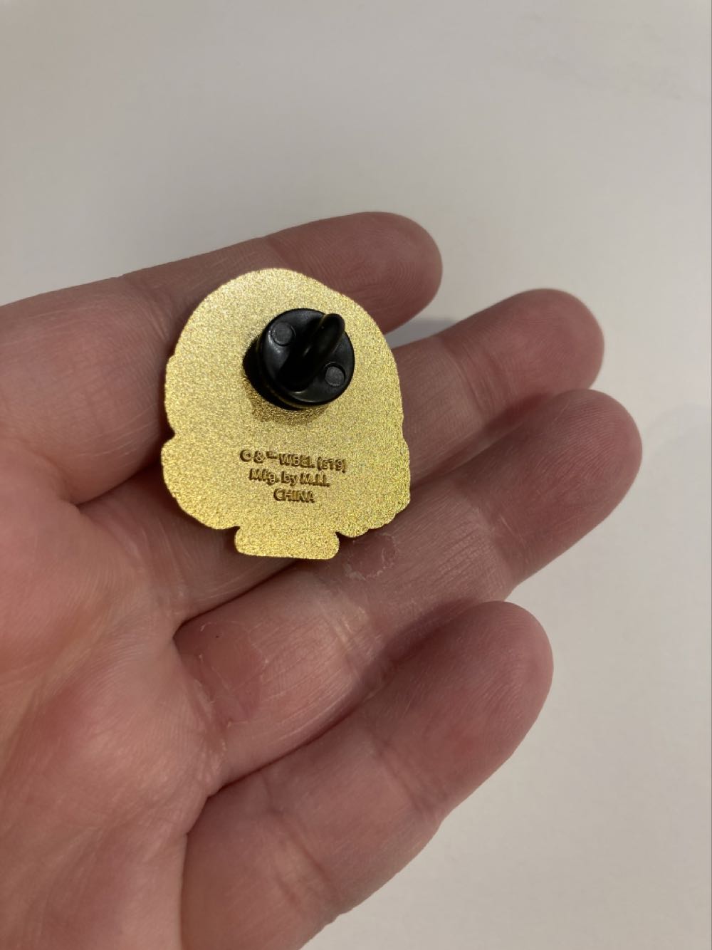 *  pin collectible - Main Image 3