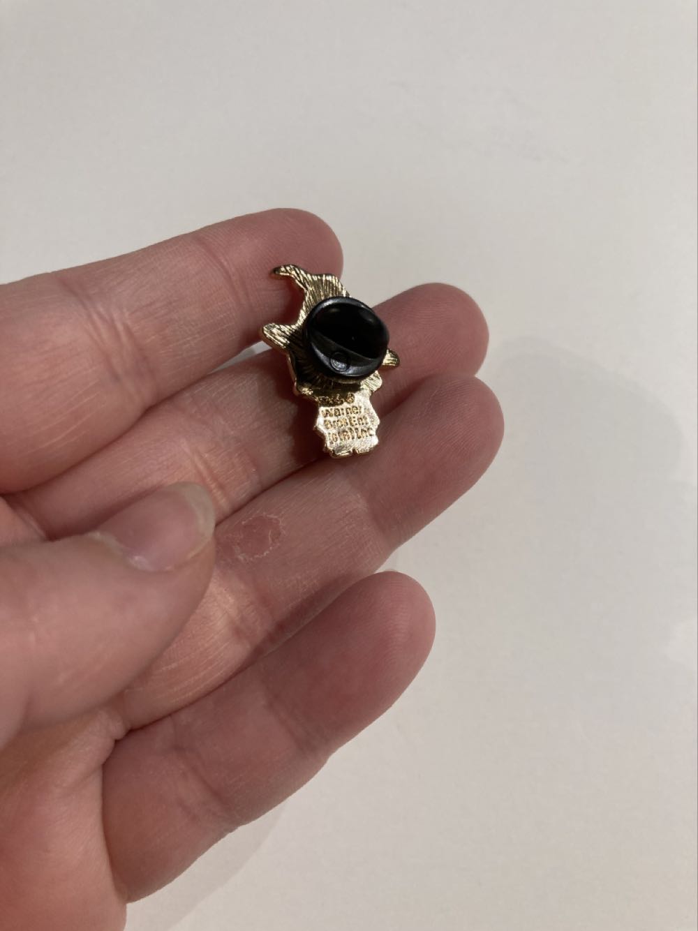 *  pin collectible - Main Image 2