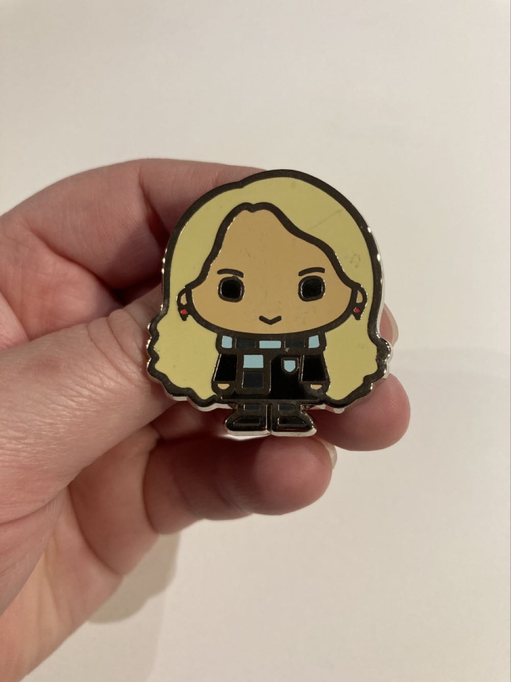 *  pin collectible - Main Image 2