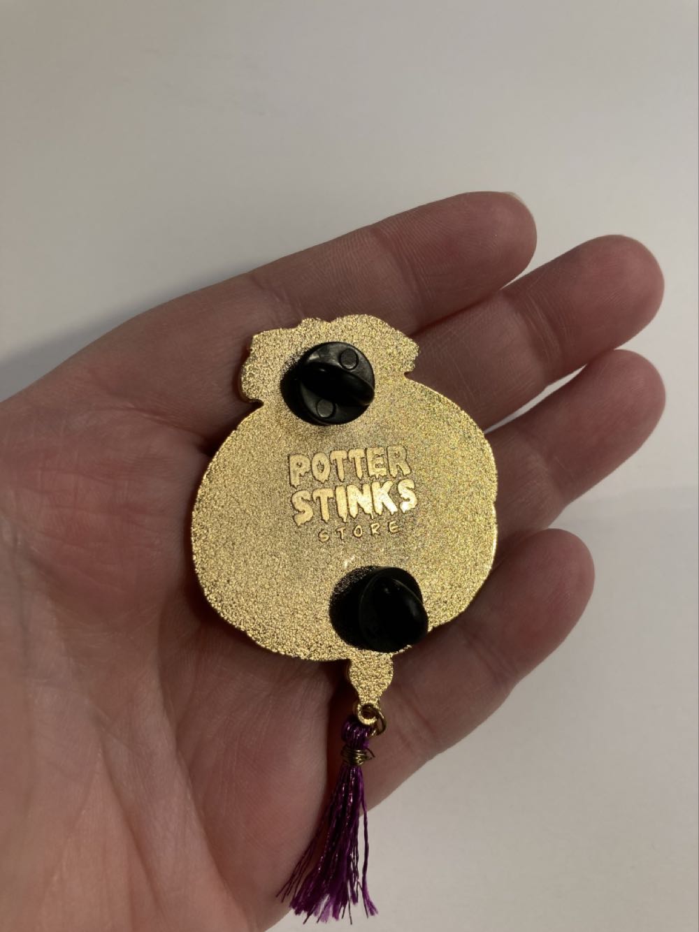 *  pin collectible - Main Image 3