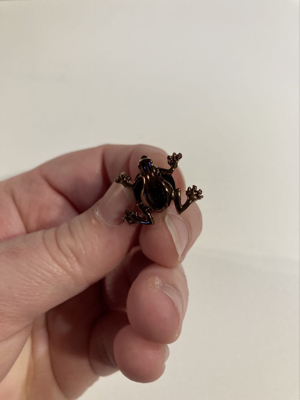 *  pin collectible - Main Image 3