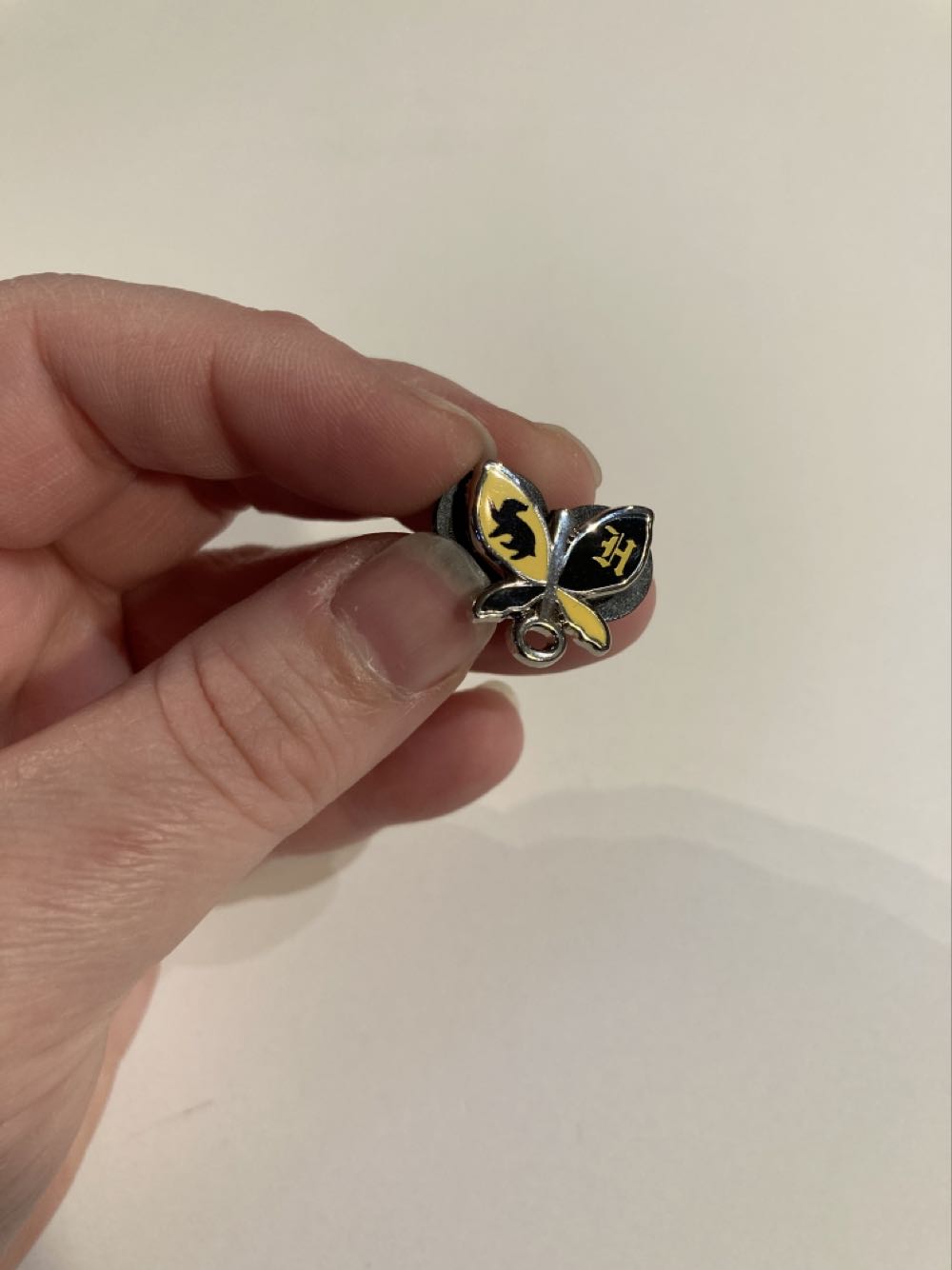 *  pin collectible - Main Image 4