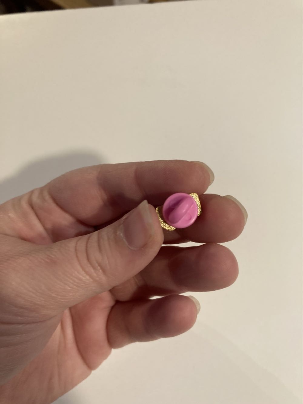 *  pin collectible - Main Image 2