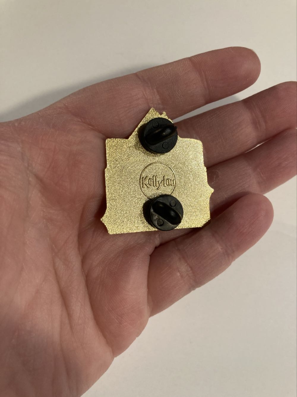 *  pin collectible - Main Image 2