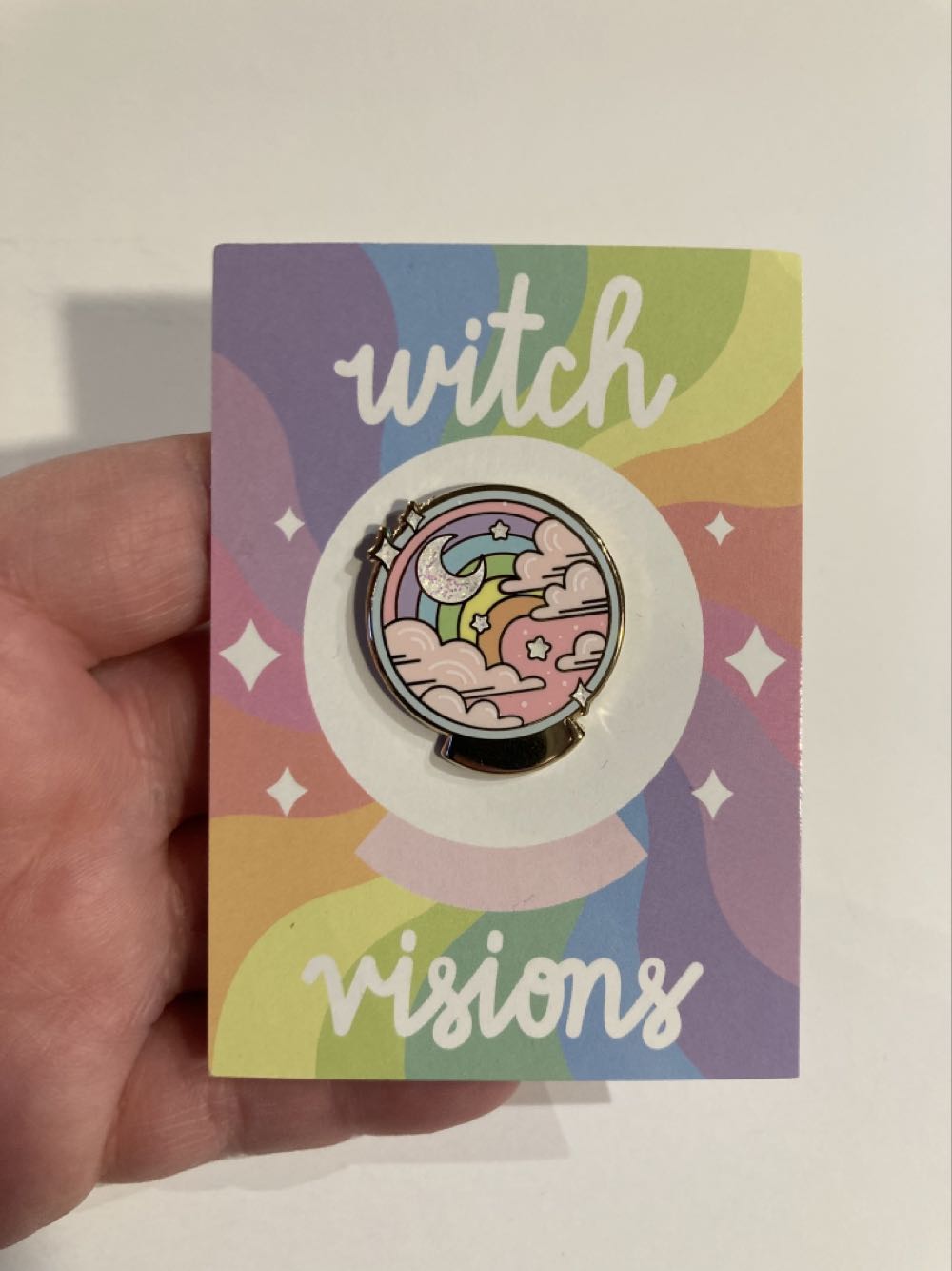 *  pin collectible - Main Image 2