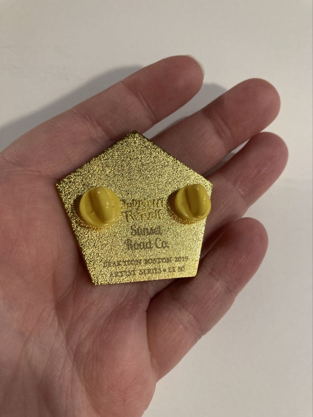 *  pin collectible - Main Image 2