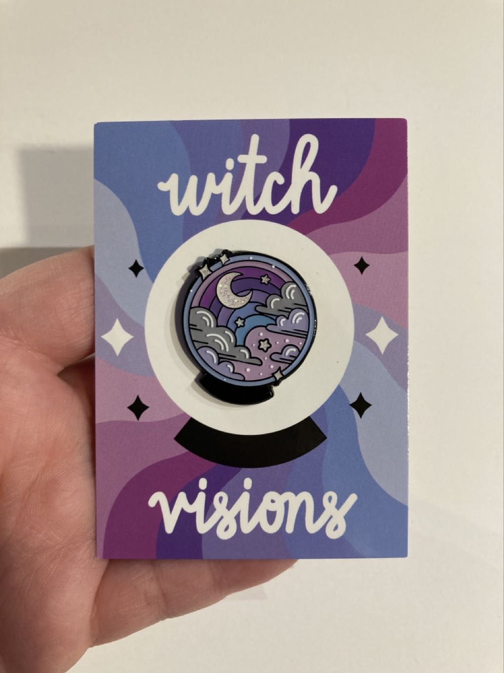 *  pin collectible - Main Image 2