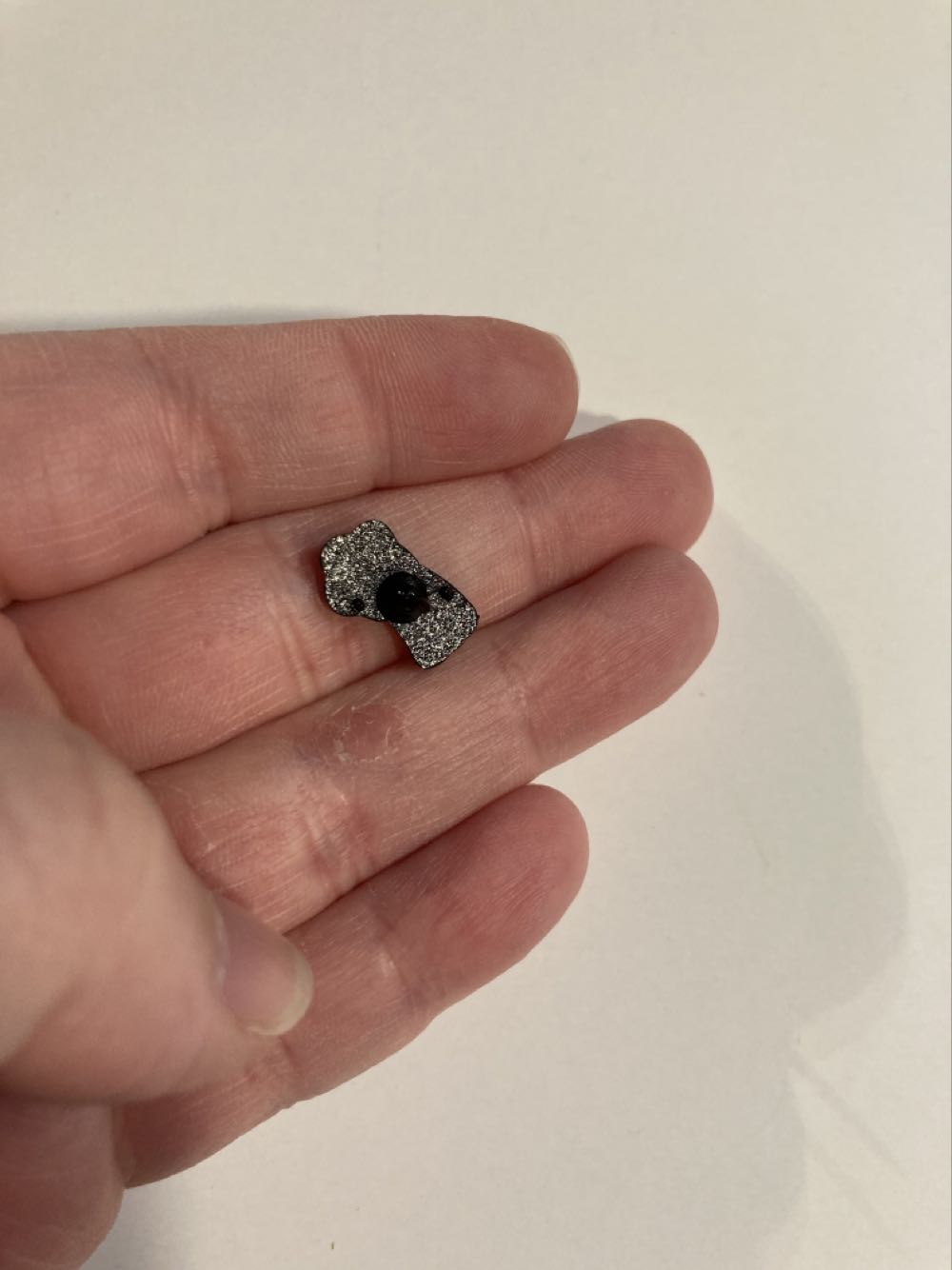 *  pin collectible - Main Image 2