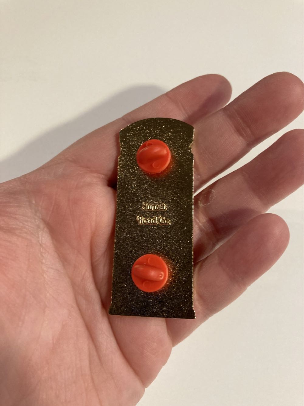 *  pin collectible - Main Image 2