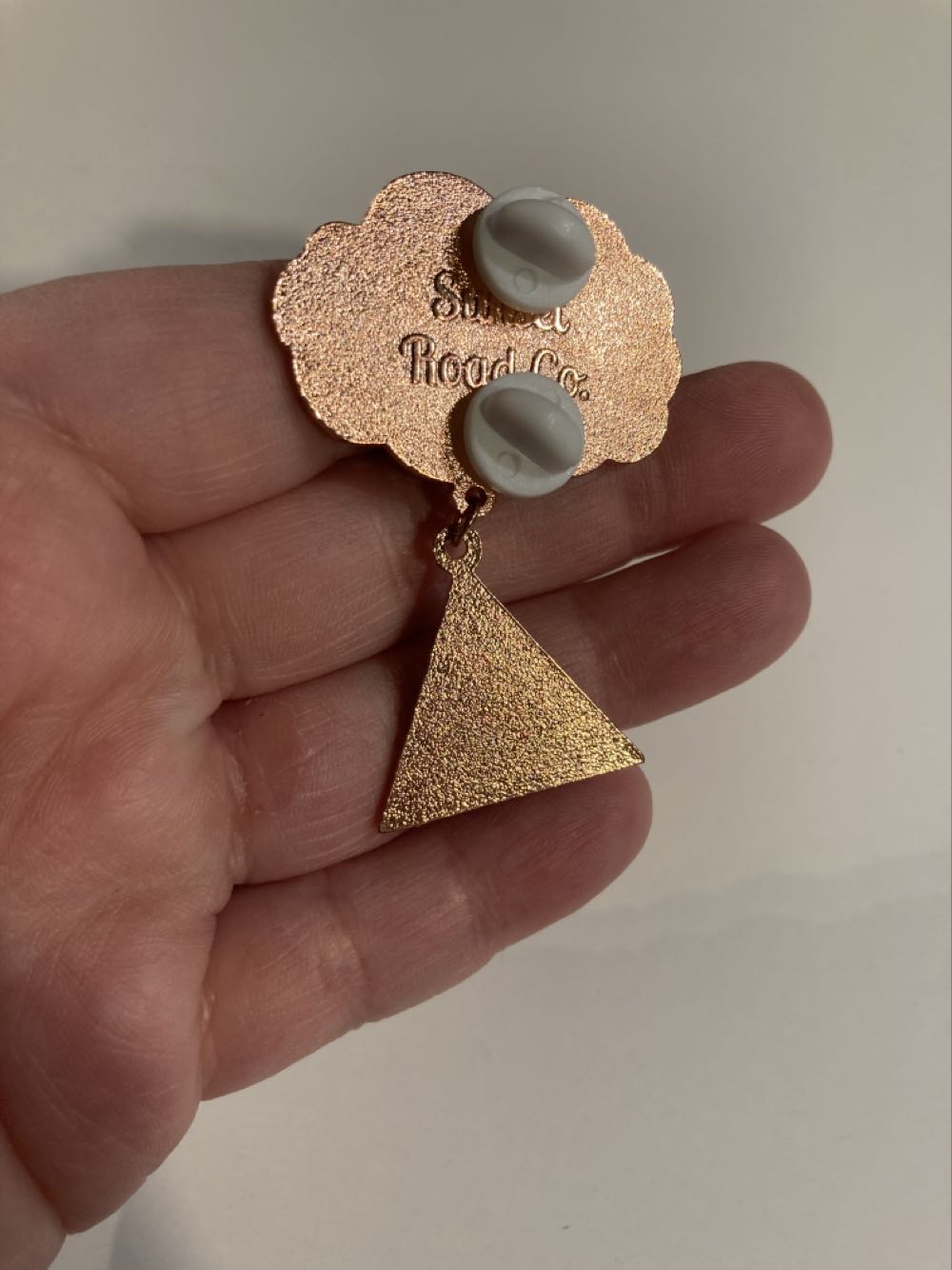 *  pin collectible - Main Image 3