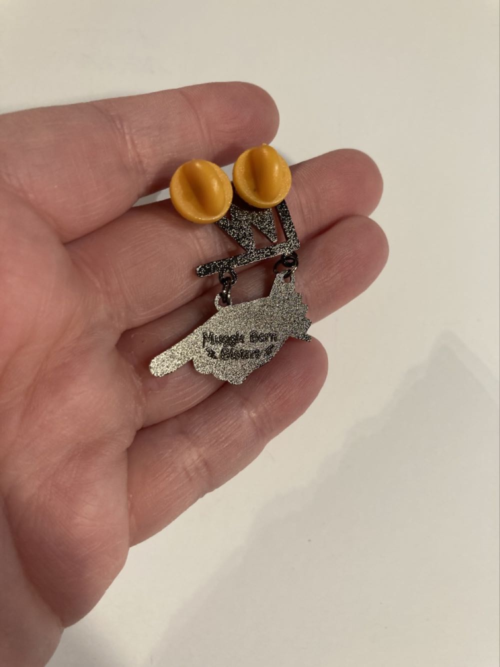 *  pin collectible - Main Image 2